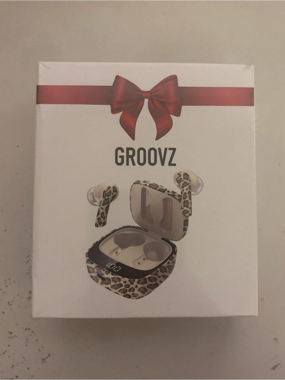 Groovz True Wireless Earbuds with Charging Case NWT sealed